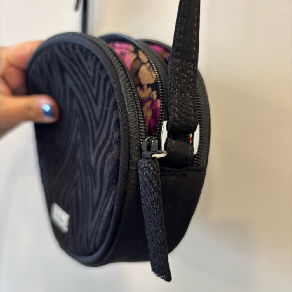 Vera Bradley Classic Crossbody Black Zebra Flock Oval Bag - Picture 6 of 12